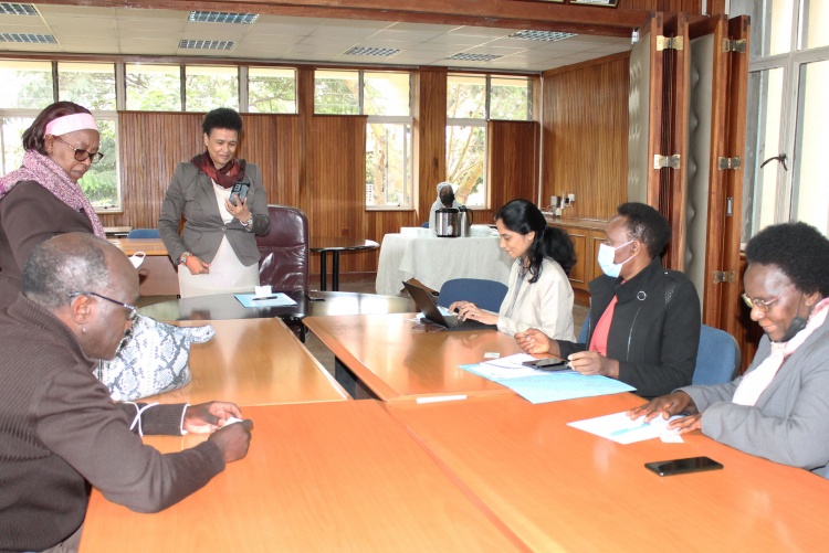 DEAN HOSTS PROF. ACHUTHAN FROM AMRITA UNIVERSITY