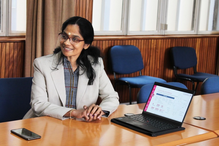 DEAN HOSTS PROF. ACHUTHAN FROM AMRITA UNIVERSITY